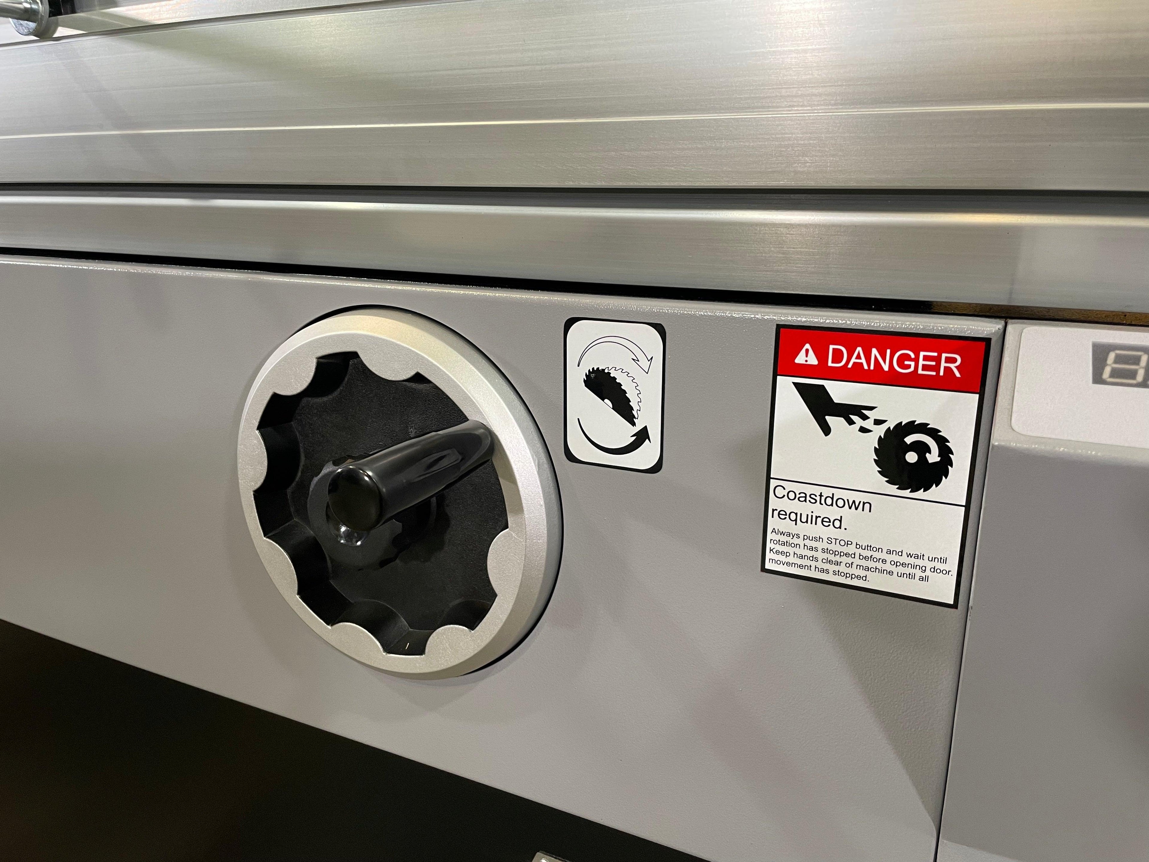 Maksiwa Sliding Panel Saw Titanium 5HP 1 Phase Crosscut, Blade Covers 90° & 45° | BMT.3200.IR