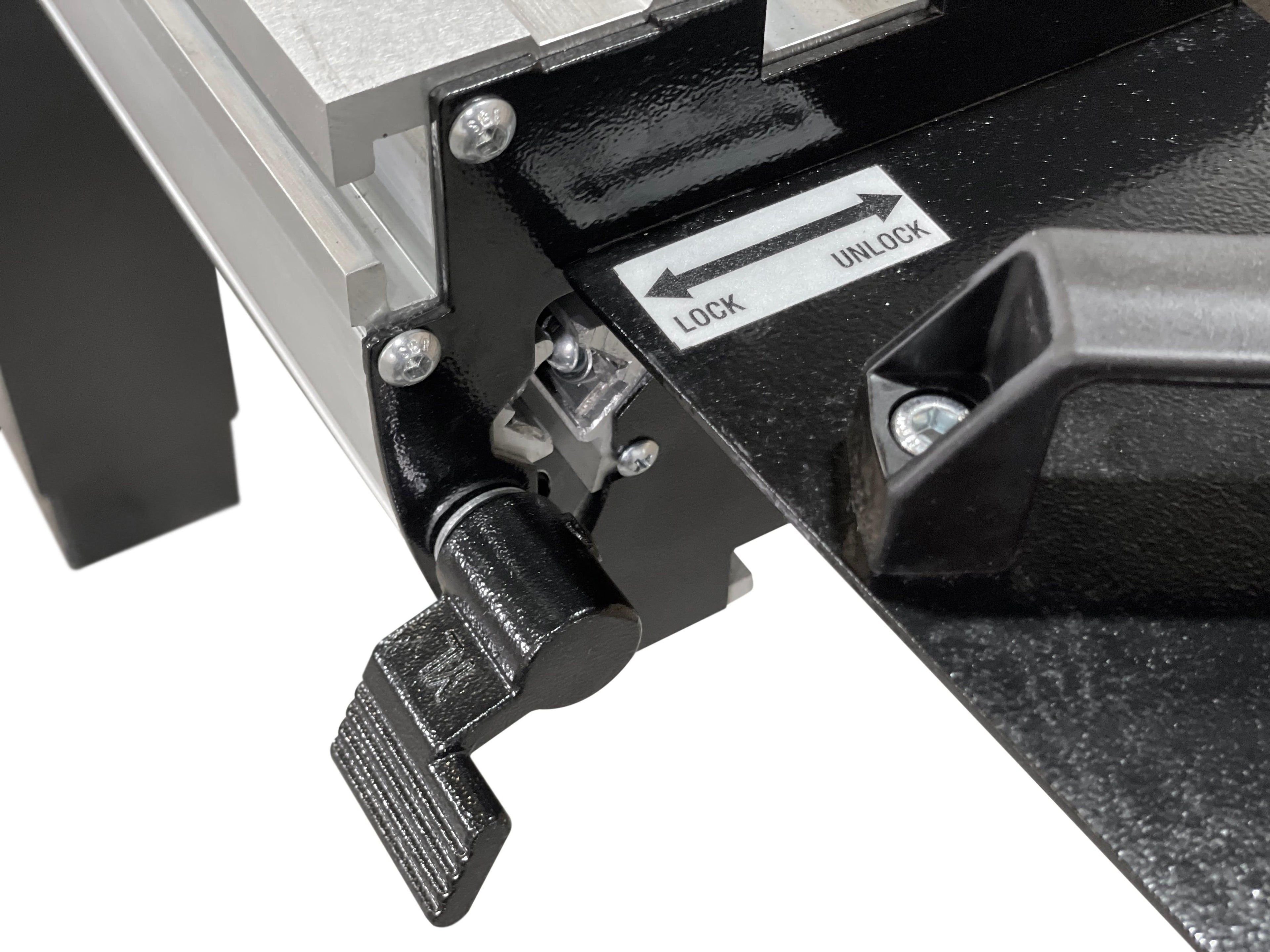 Maksiwa Sliding Panel Saw Titanium 5HP 1 Phase Crosscut, Blade Covers 90° & 45° | BMT.3200.IR