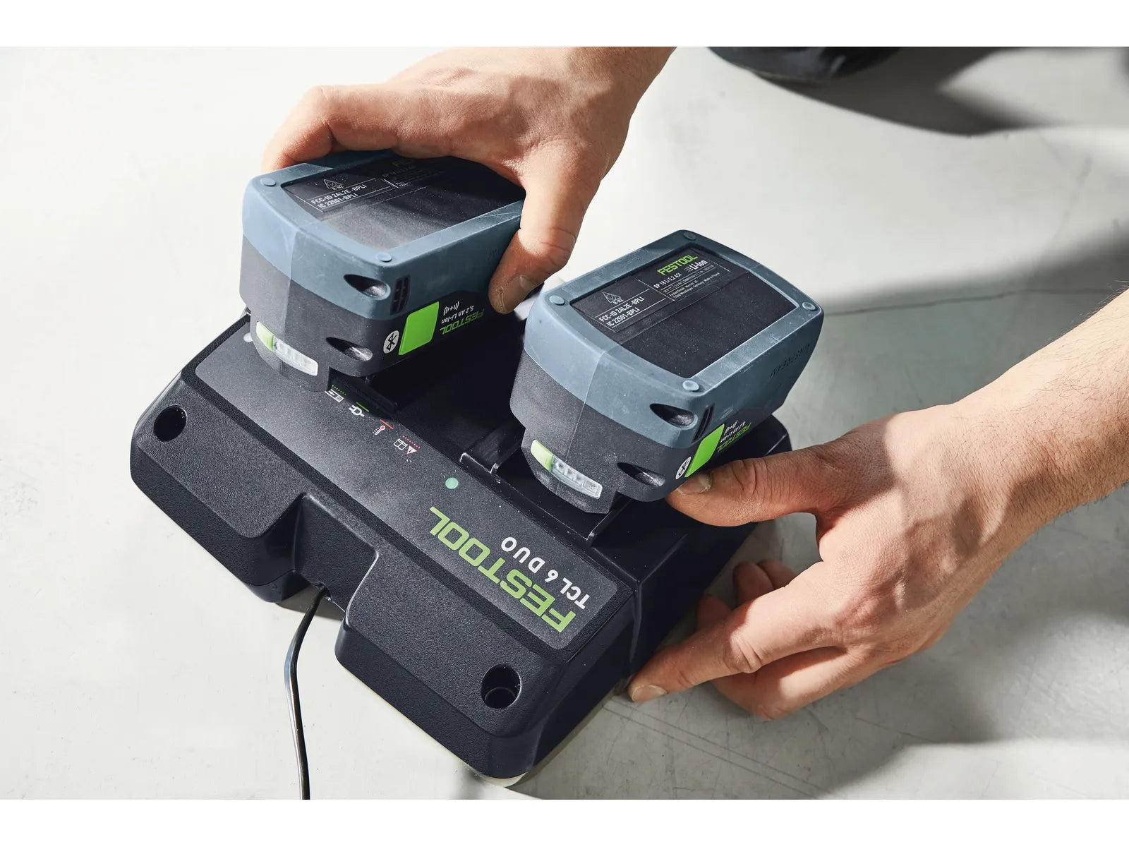 Rapid Charger TCL 6 DUO